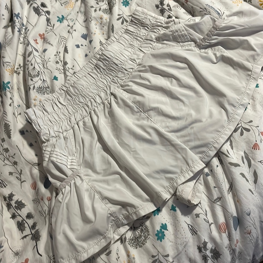 FREE PEOPLE get your flirt on shorts